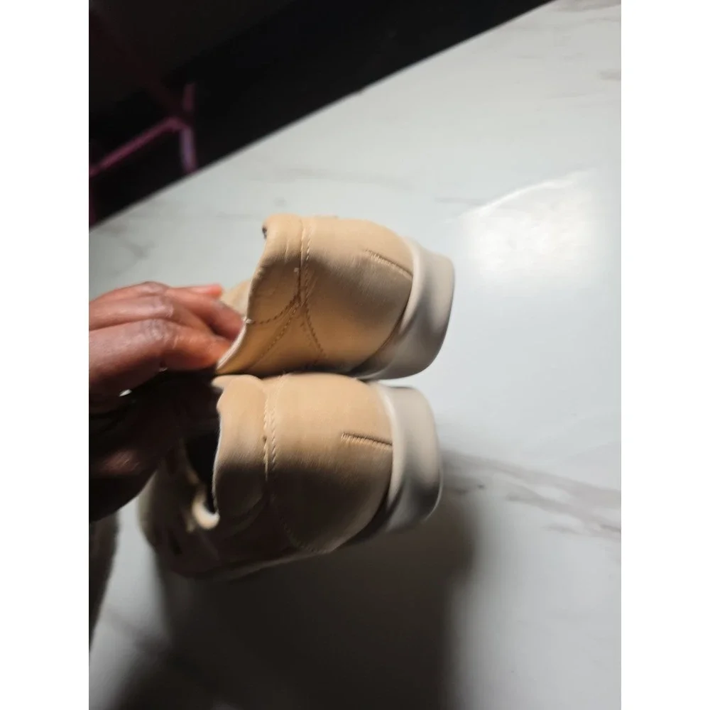 Women's SAS Tripad Comfort Roamer Medicare Diabetic Approved Shoes SZ 9 Tan